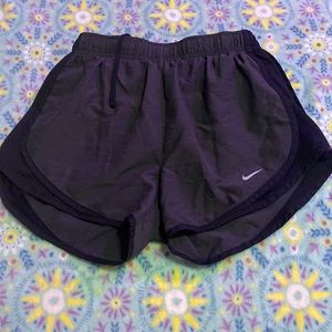 Nike size s color grey